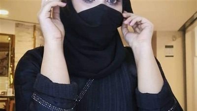 رجل تزوج من فتاه لا يحبها كاملة