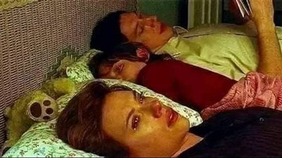 قصه بعد 25 سنه غربه في الكويت كامله