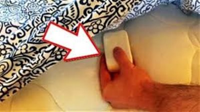 لماذا يضع الرجال قطعه صابون اسفل المخدة او السرير معلومه مذهله لوعرفتها لن تستغنى عنها